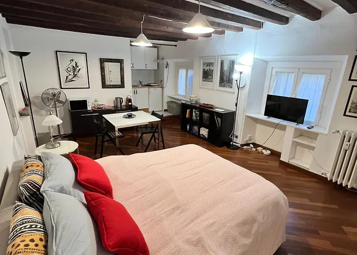 Nerino 8 Charme Apartment Milano